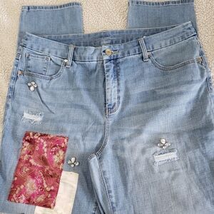 CHICO'S Light Blue Slimming Girlfriend Embroidered Patchwork Jeans | Women 14